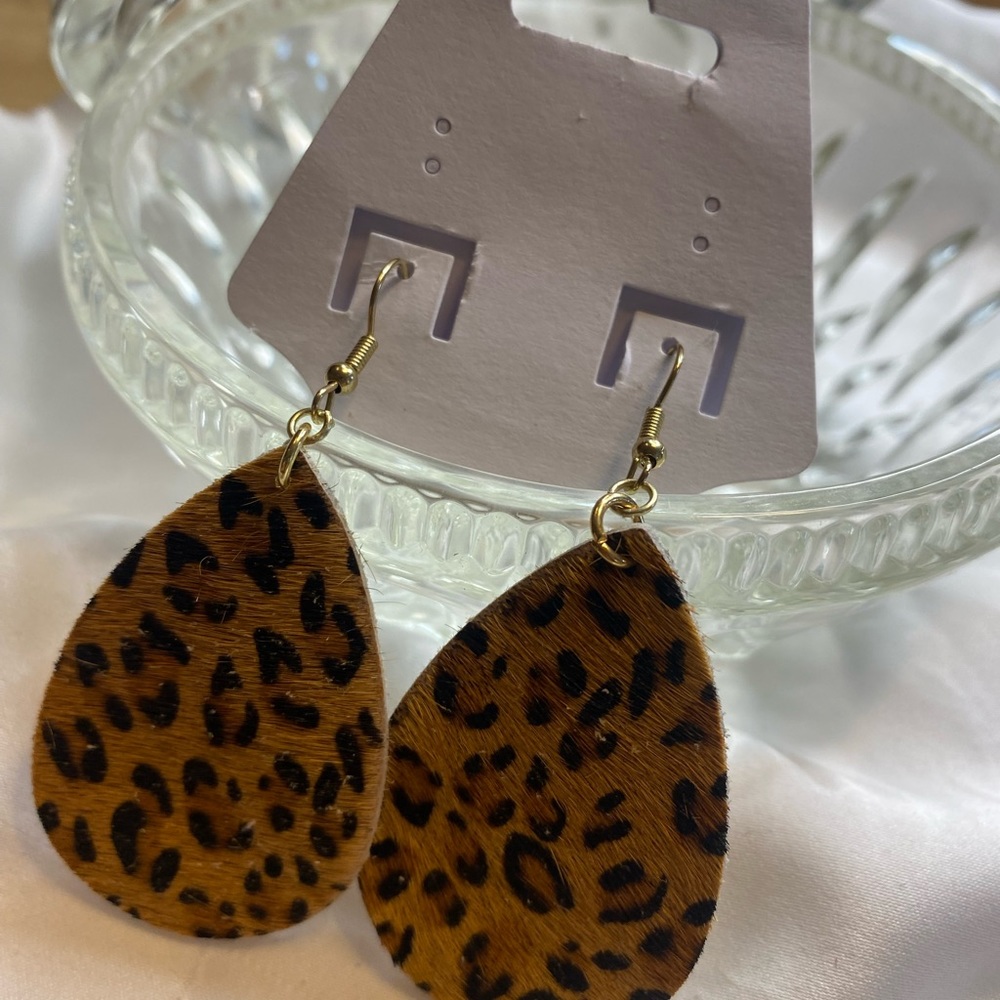 4 Pair Animal Print Teardrop Earrings